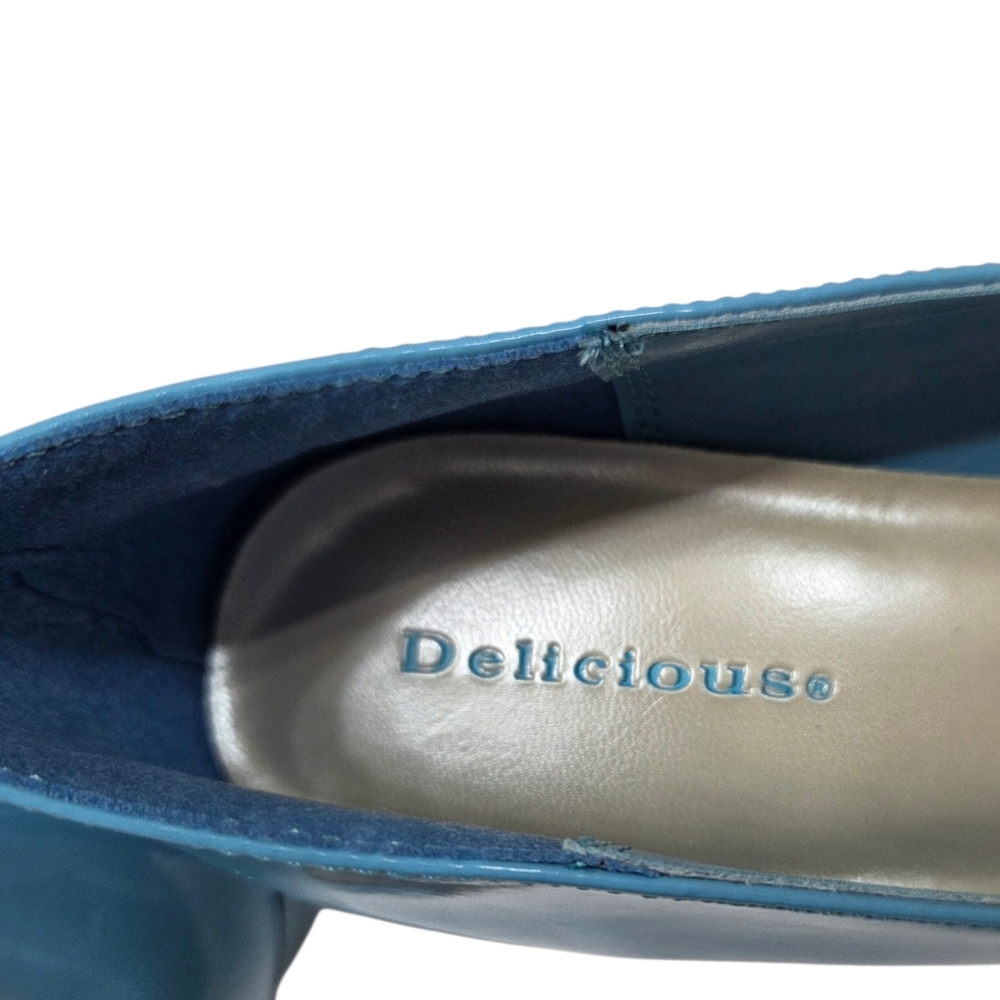 DELICIOUS Patent 4" Stiletto Heel Classic Pointed Toe Pumps Sz 8 Blue VTG NEW - Picture 12 of 16